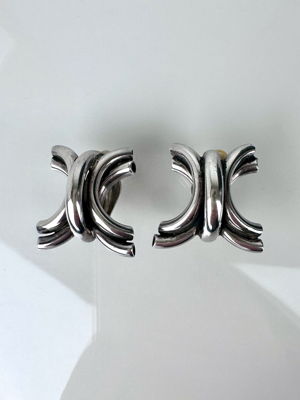 Vintage Taxco Mexico 925 Sterling Silver Modernist Sculptural Clip Earrings